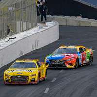 Joey Logano and Kyle Busch vie for winner 2/6/22