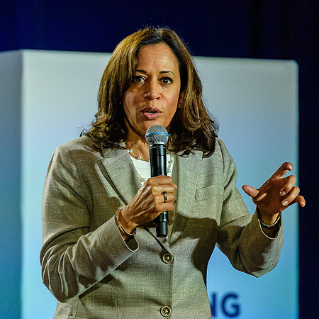 Kamala Harris campaigns in Iowa 7/16/19