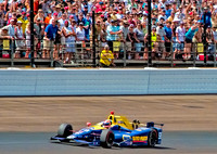 Alexander Rossi wins Indy 500