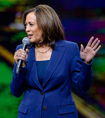 Kamala Harris at the Iowa Liberty and Justice Celebration 11/1/19