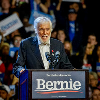 Dick Van Dyke supports Bernie Sanders at LA rally 3/1/220