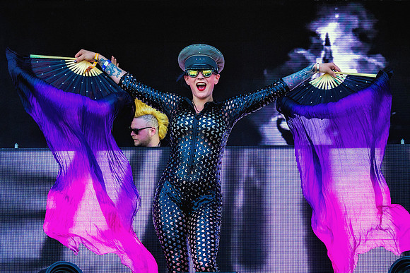 Spring Awakening Music Festival 2016: "Porn and Chicken"